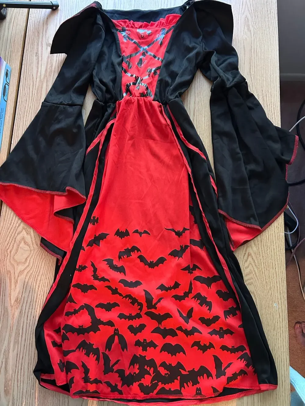 #3 Girls Vampress Halloween 🎃 Costume Gown Bats 🦇 Black Cat 🐈‍⬛ size Small